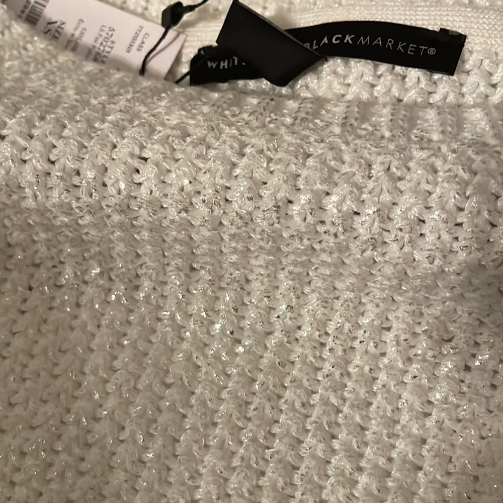 WH/BM sweater - Picture 6 of 7